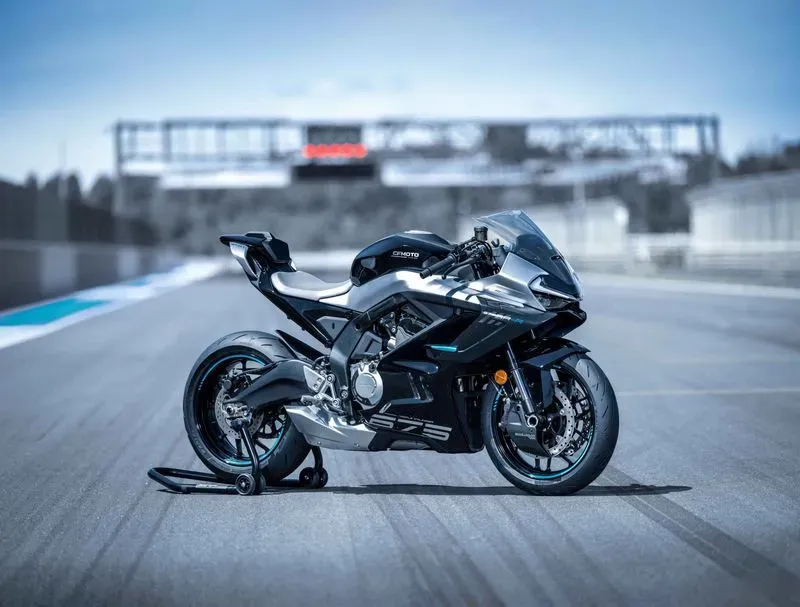 675SR-R CFMOTO